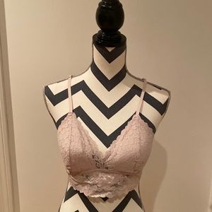 NWT Aerie Bra (Medium)